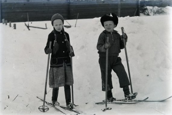 Kaikki koululaiset pääsivät hiihtolomalle 90 vuotta sitten